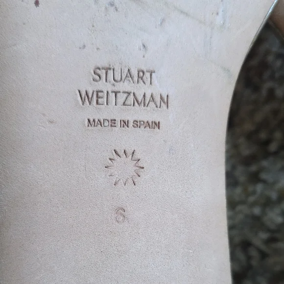 Stuart Weitzman Gold Thong Sandals with Metallic Finish - Picture 9 of 13